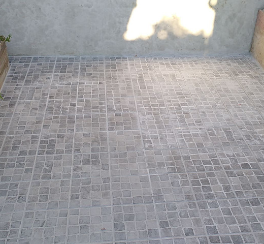 Francis multiservices carrelage cour intérieure