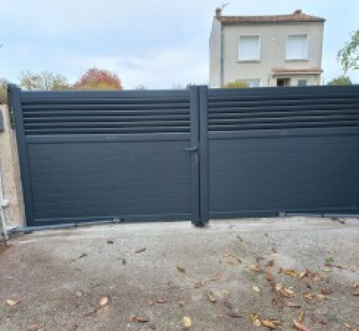 Francis multiservices portail battant motorisé