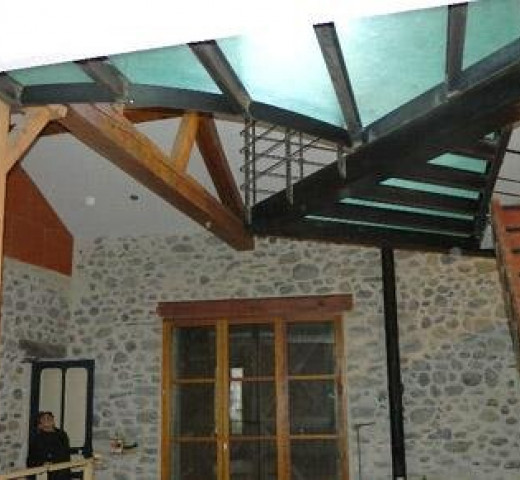 Charpente pierre TCR rénovation à laragne Rénovation Traditionnelle Cherche un Pro.fr Annuaire Artisan