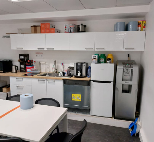 Cuisine entreprise ROMA VIE ET VOYAGE Montfermeil Nettoyage professionnel Cherche un Pro.fr Annuaire Artisan