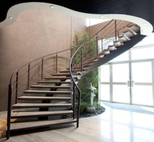 Escalier moderne Serrurerie Oraisonnaise à Oraison serrurier Cherche un Pro.fr Annuaire Artisan