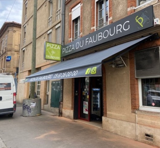 Gris déroulant vitrine pizza du faubourg SF store Saint Jory Stores Cherche un Pro.fr Annuaire Artisan