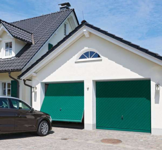 Porte de garage basculante SASU Boutique Serres Menuisier à Serres Cherche un pro.fr Annuaire Artisan