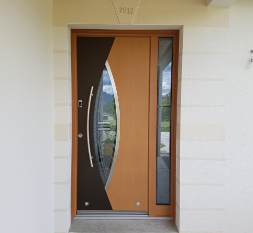 Porte design SASU MJM Menusier à Sisteron Cherche un Pro.fr Annuaire Artisan