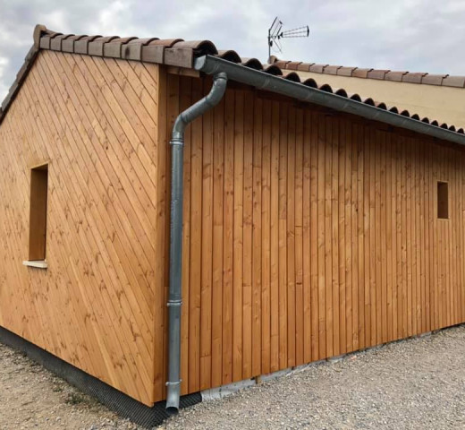 Chalet l'Atelier de Damien Ebeniste à L'escale Cherche un Pro.fr Annuaire Artisan