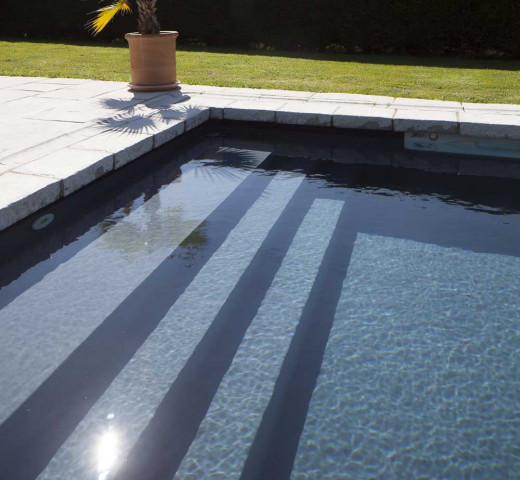 Piscine pierre 3 marches Provence Piscines pisciniste à Mison Cherche un Pro.fr Annuaire Artisan