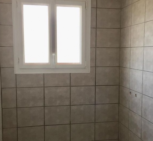 Carrelage salle de bains POSADAS à Toulenne Peinture Cherche Un Pro.fr annuaire artisan