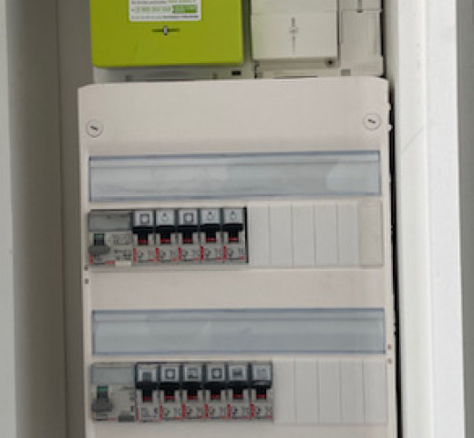 Tableau électrique 11 Cheik Ahmed Hachim electricien à Draveil 91 électricité générale dépannage électrique réseaux d'électricité cherche un pro.fr annuaire d'artisans locaux