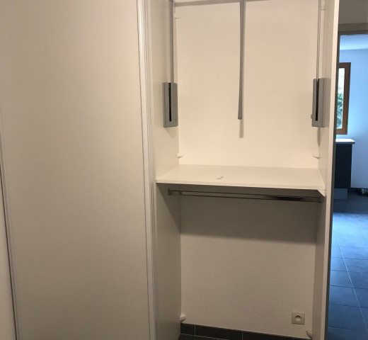 placard équipé cuisine teisseire cuisiniste à gap cuisine, dressing pour cuisine, placards de cuisine Cherche un Pro.fr Annuaire d'artisans locaux