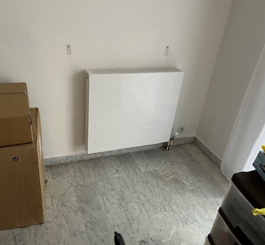 pose d'un radiateur Maison Ima plomberie - Plombier à Nice 06 - Chauffage et climatisation, Chauffe-eau, VMC - cherche un pro.fr Annuaire d’artisans locaux