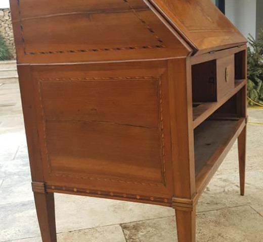 pied secretaire_1 Retouch'UP - Rénovateur à Castries 34 - Restauration ameublement, restauration cuisine, menuiserie, aménagement d'intérieur - cherche un pro.fr Annuaire d’artisans locaux