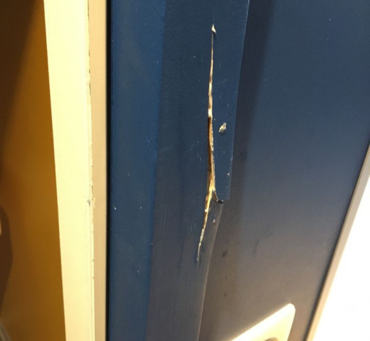 reparation porte montant cassé Retouch'UP - Rénovateur à Castries 34 - Restauration ameublement, restauration cuisine, menuiserie, aménagement d'intérieur - cherche un pro.fr Annuaire d’artisans locaux