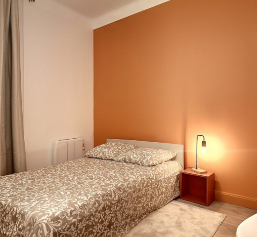 Agence immobilière homestaging Locateams à Marseille 13 aménagement chambre